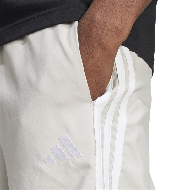 Adidas Essentials 3-Stripes Chelsea Short