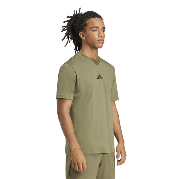Adidas Essentials Small Logo Single Jersey T-shirt