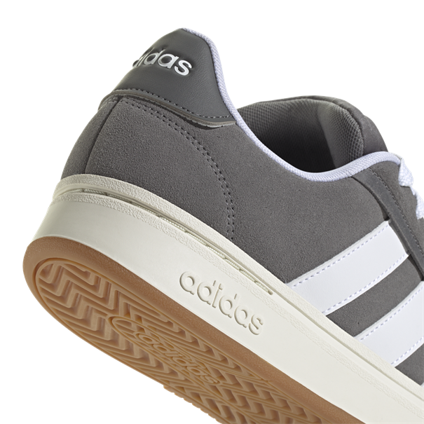 Adidas grand court alpha 00s