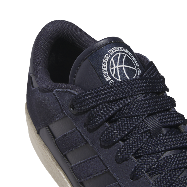Adidas rapid court low