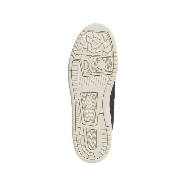 Adidas rapid court low