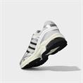 Adidas spiritain 2000
