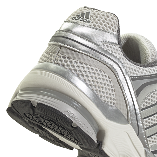 Adidas spiritain 2000