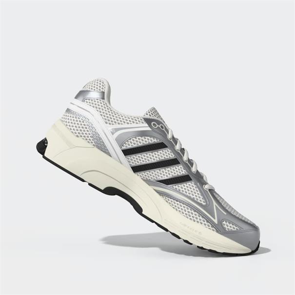 Adidas spiritain 2000