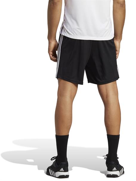 Adidas tr-es piq 3sho