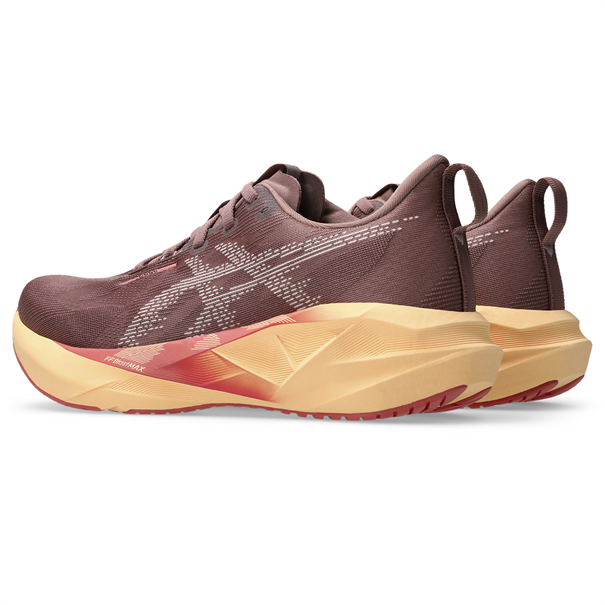 Asics novablast 5