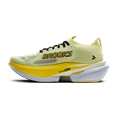 Brooks Hyperion max 3 Hardloopschoenen Heren geel