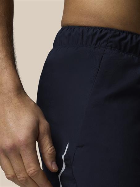 Castore 6 short w/ inner brief