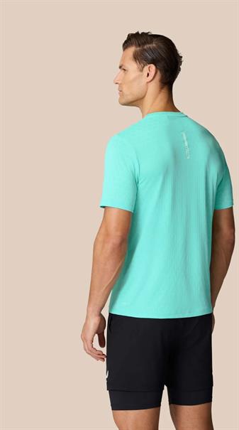 Castore engineered knit ss t-shirt