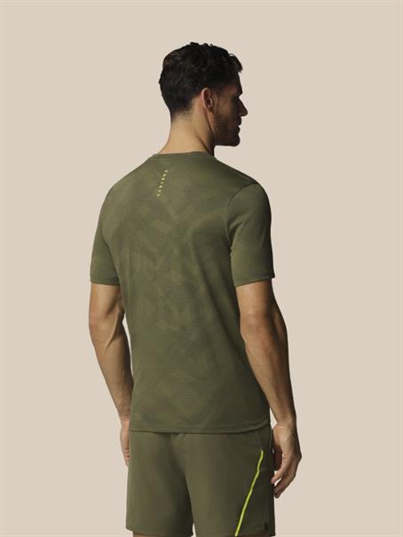 Castore engineered ss t-shirt