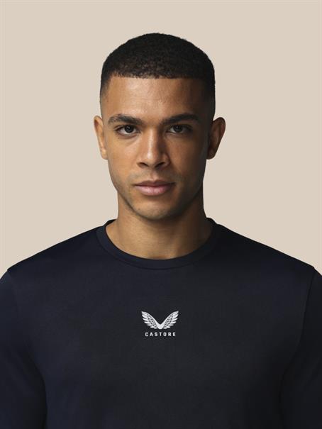 Castore engineered ss t-shirt