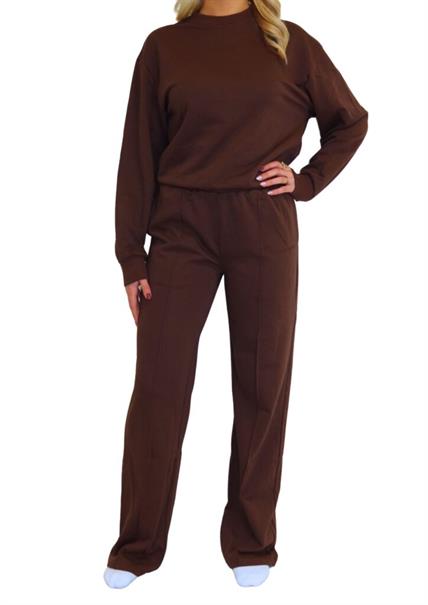 Fittastic Sportswear Sweater Almond Brown