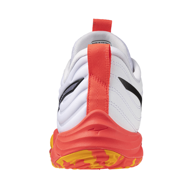 Mizuno wave momentum elite