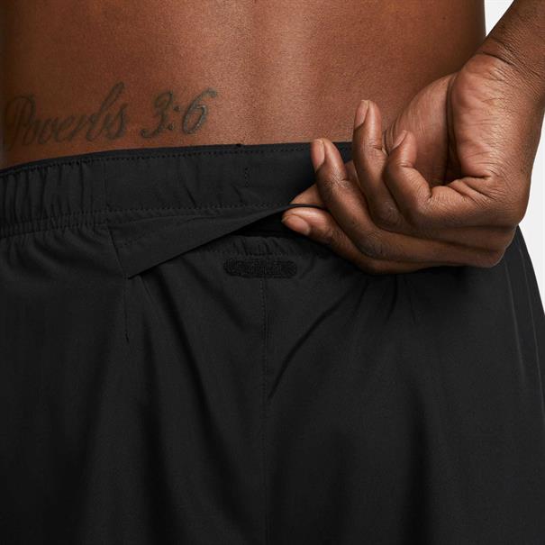 Nike Challenger DriFIT hardloopshort met binnenbroek