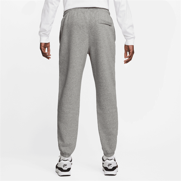 Nike Club Herenbroek van geborstelde fleece met boorden