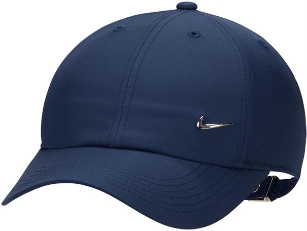 Nike DriFIT Club Pet met metalen logo