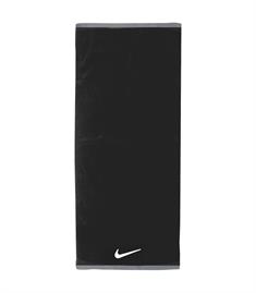 Nike fundamental towel medium