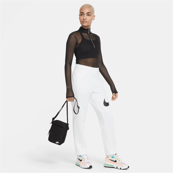 Nike heritage crossbody bag