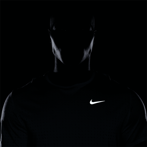 Nike Miler Breathe Hardlooptop met korte mouwen