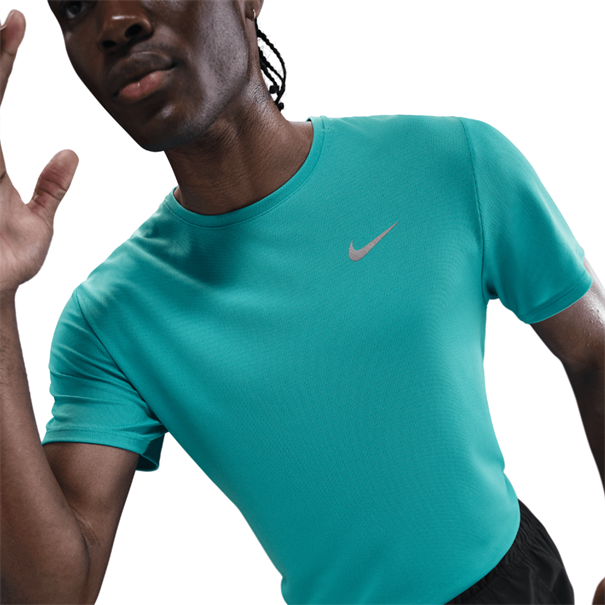 Nike Miler UV hardlooptop met korte mouwen en DriFIT