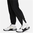 Nike nike dri-fit form men's tapered fit