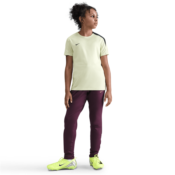 Nike nike dri-fit strike big kids' socce