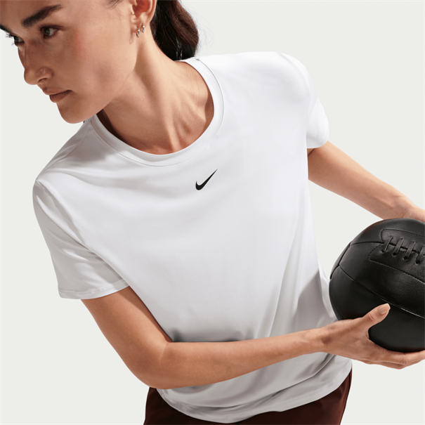 Nike nike one classic women's dri-fit sh