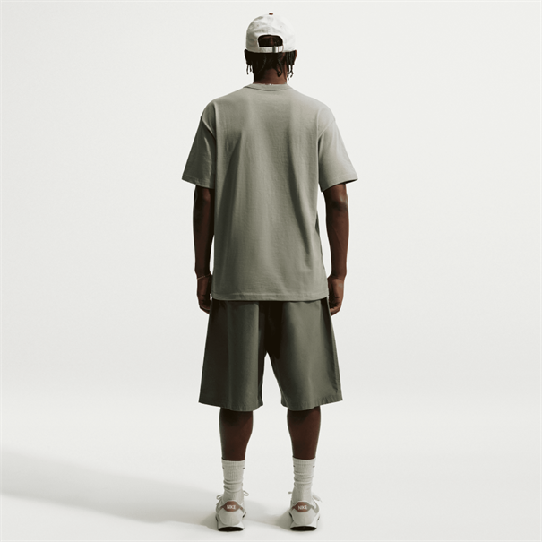 Nike nike sportswear premium essentials