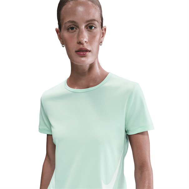 Nike nike tempo swoosh women's dri-fit s