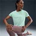 Nike nike tempo women's dri-fit short-sl
