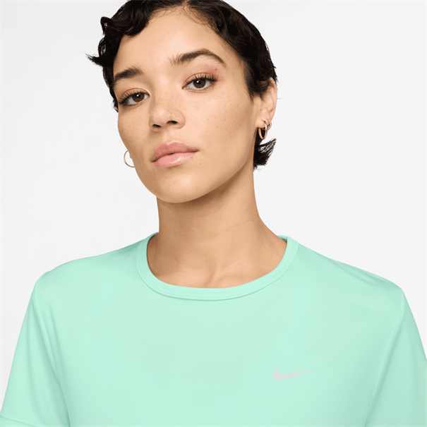 Nike nike tempo women's dri-fit short-sl