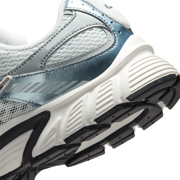 Nike nike v5 rnr men's shoes