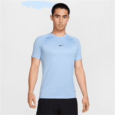Nike Pro Breathe Aansluitende herentop met korte mouwen
