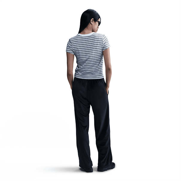 Nike sportswear chill knit women's