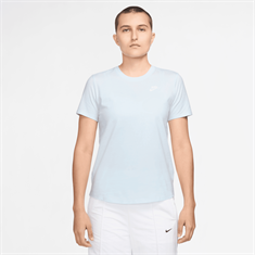 Nike Sportswear Club Essentials t-shirt voor dames