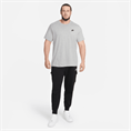 Nike sportswear club men's t-shirt