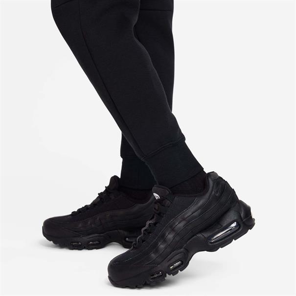 Nike sportswear tech fleece big kid
