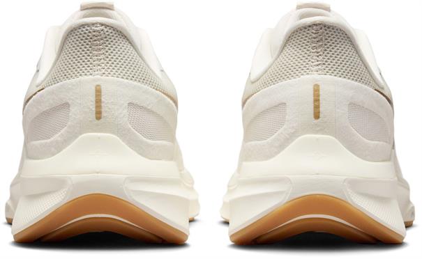 Nike Structure 25 Hardloopschoenen voor dames (straat)