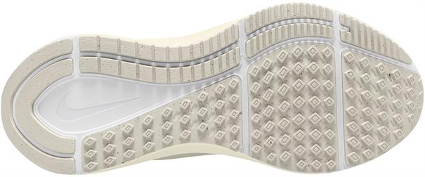 Nike Structure 25 Hardloopschoenen voor dames (straat)