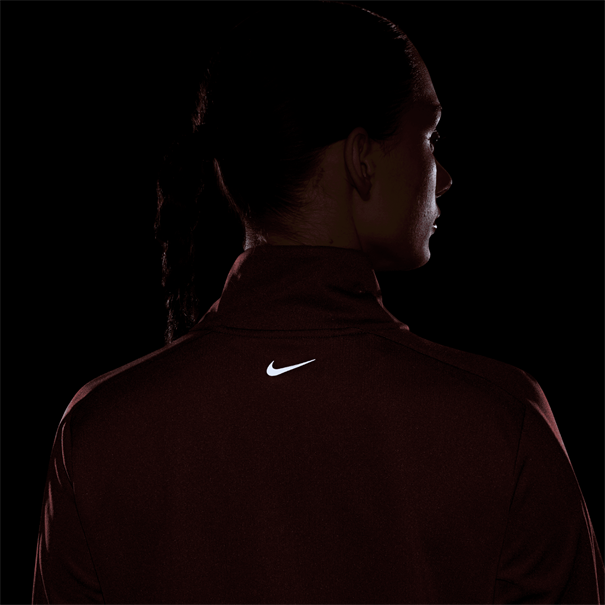 Nike swoosh women's 1/2-zip running