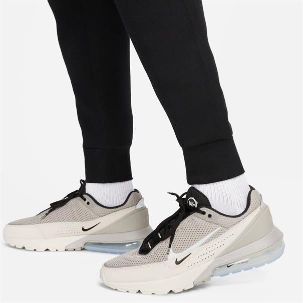 Nike Tech Fleece Joggingbroek met aansluitende pasvorm