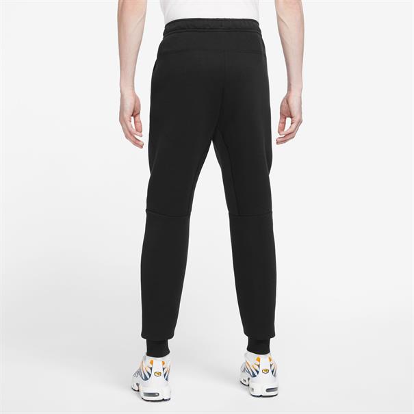 Nike Tech Fleece Joggingbroek met aansluitende pasvorm