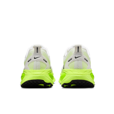 Nike Vomero 18 Hardloopschoenen voor dames (straat)
