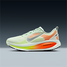 Nike Vomero 18 Hardloopschoenen voor heren (straat)