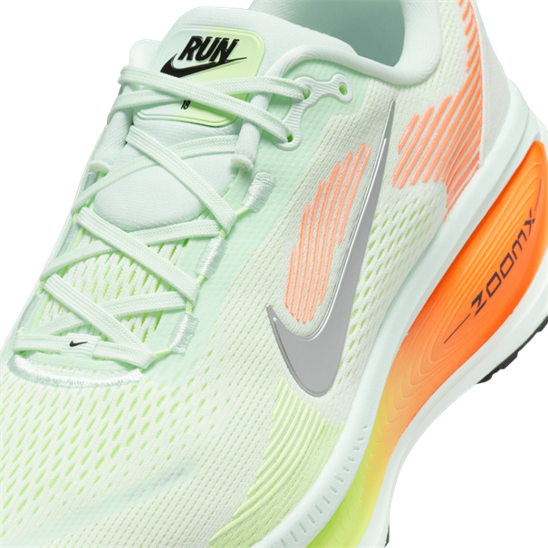 Nike Vomero 18 Hardloopschoenen voor heren (straat)