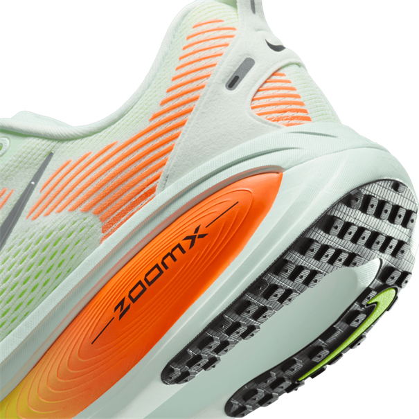 Nike Vomero 18 Hardloopschoenen voor heren (straat)