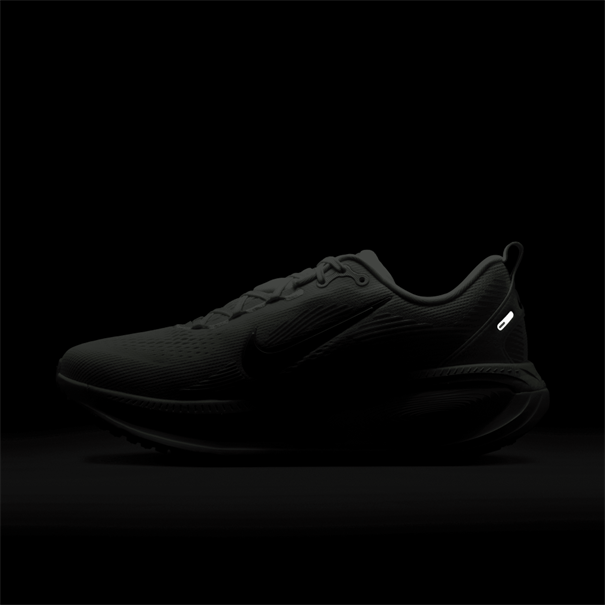 Nike Vomero 18 Hardloopschoenen voor heren (straat)