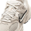 Nike W NIKE V5 RNR