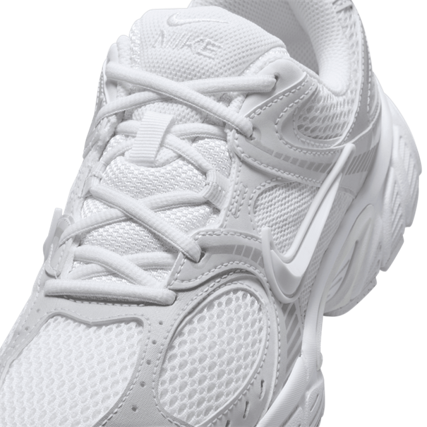 Nike W NIKE V5 RNR
