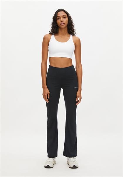 Röhnisch flattering high waist pants